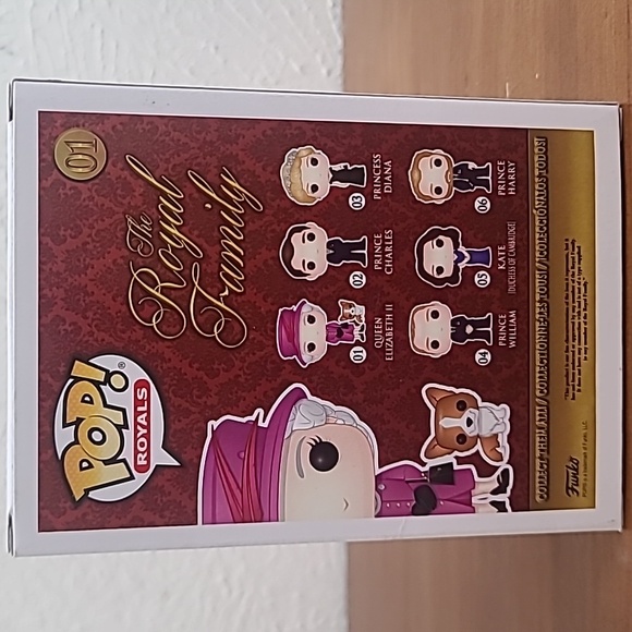Funko Pop Royals Queen Elizabeth II 01 Vinyl Figure The Royal Family Exclusive - Picture 5 of 9